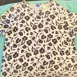 Old Navy luxe black and white floral, size XL TALL.